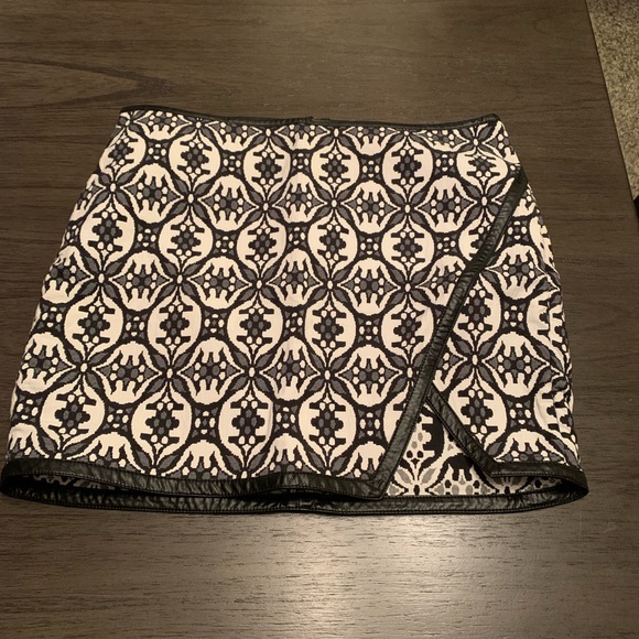 Express Dresses & Skirts - Express skirt